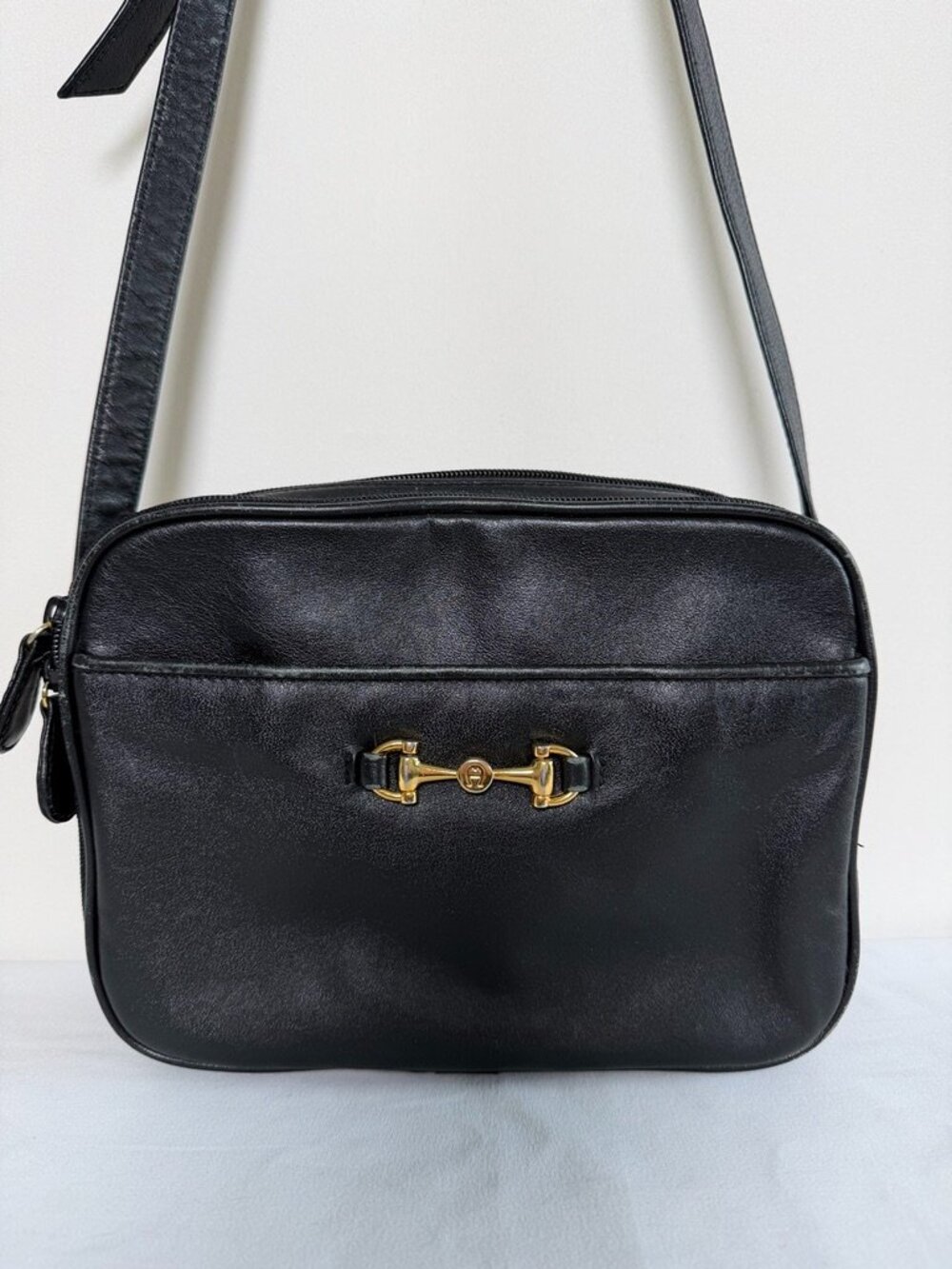 ETIENNE AIGNER Black Leather Crossbody Camera Bag Vintage - Picture 3 of 16